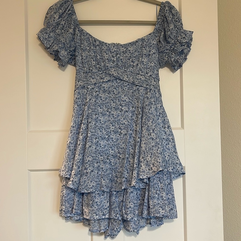 blue flower jumper, size medium, francesca’s, worn once